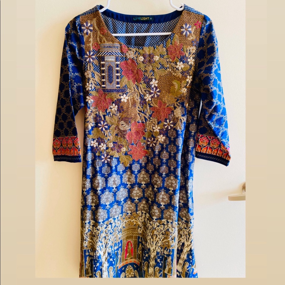 Limelight kurta top with embroidery